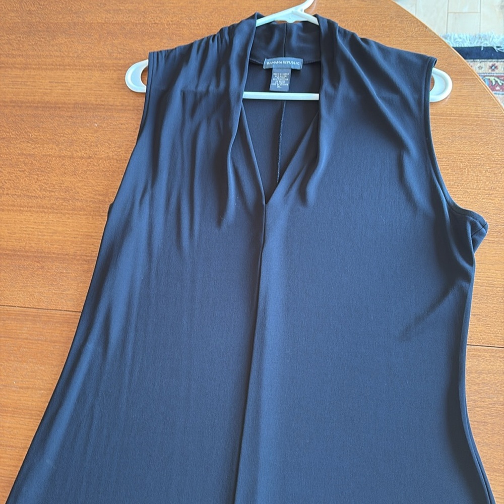 Banana Republic sleeveless maxi dress - Picture 4 of 5